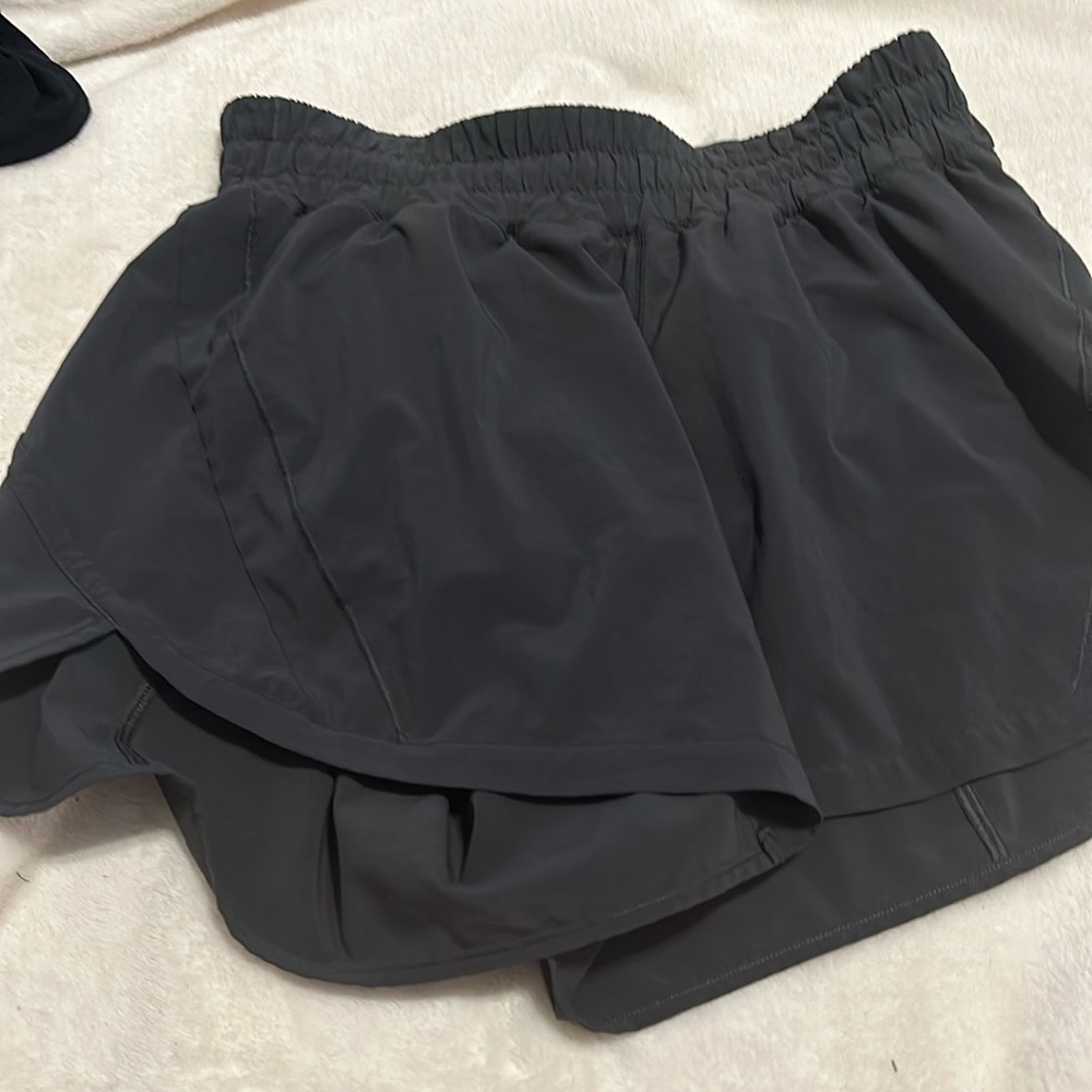 Lululemon dark grey Track that shorts. Size 8. 5”